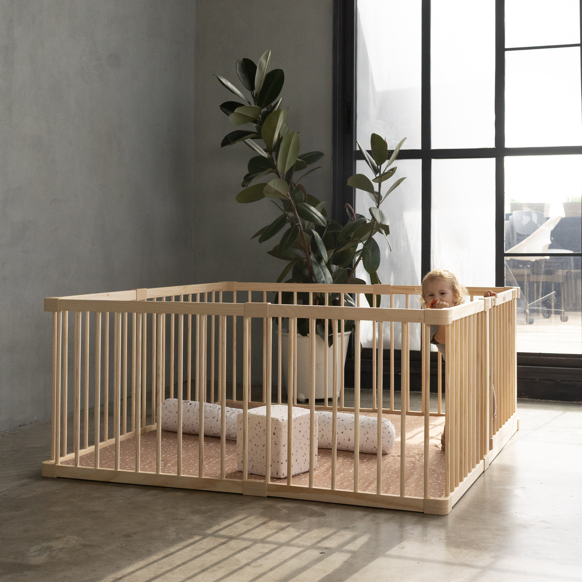 Playpen - Mega Size in Wood