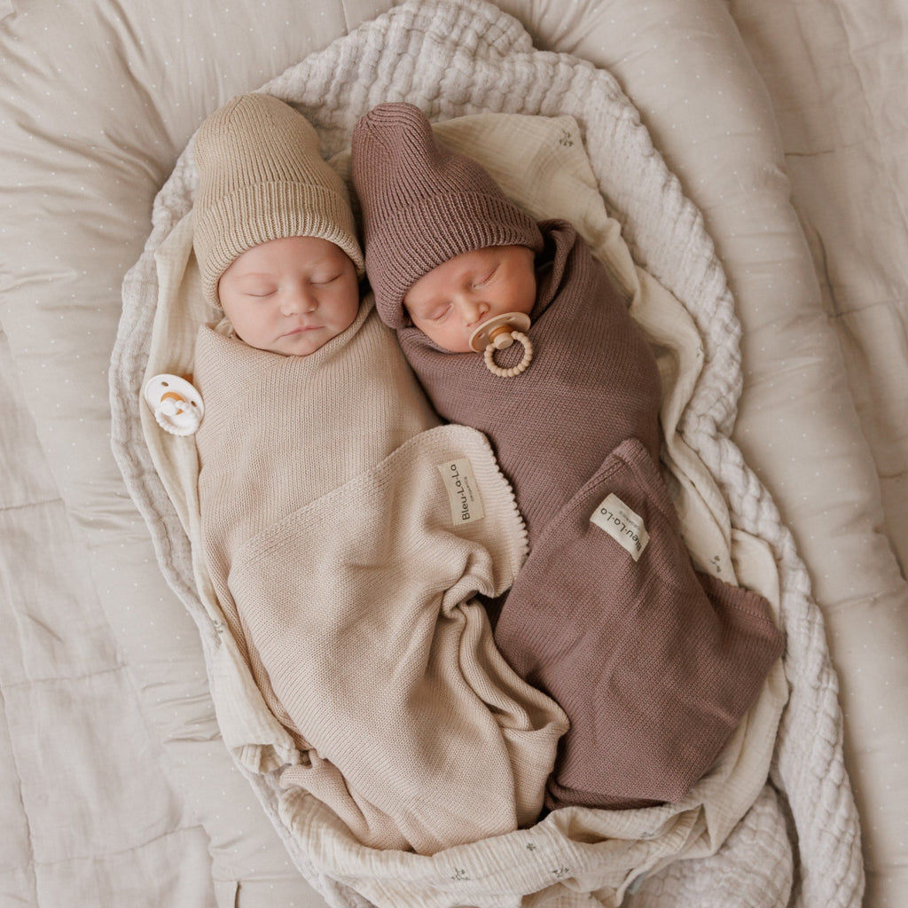 Luxe Collection 100% Organic Cotton Luxury Knit Baby Blanket + Hat Set with Gift Box