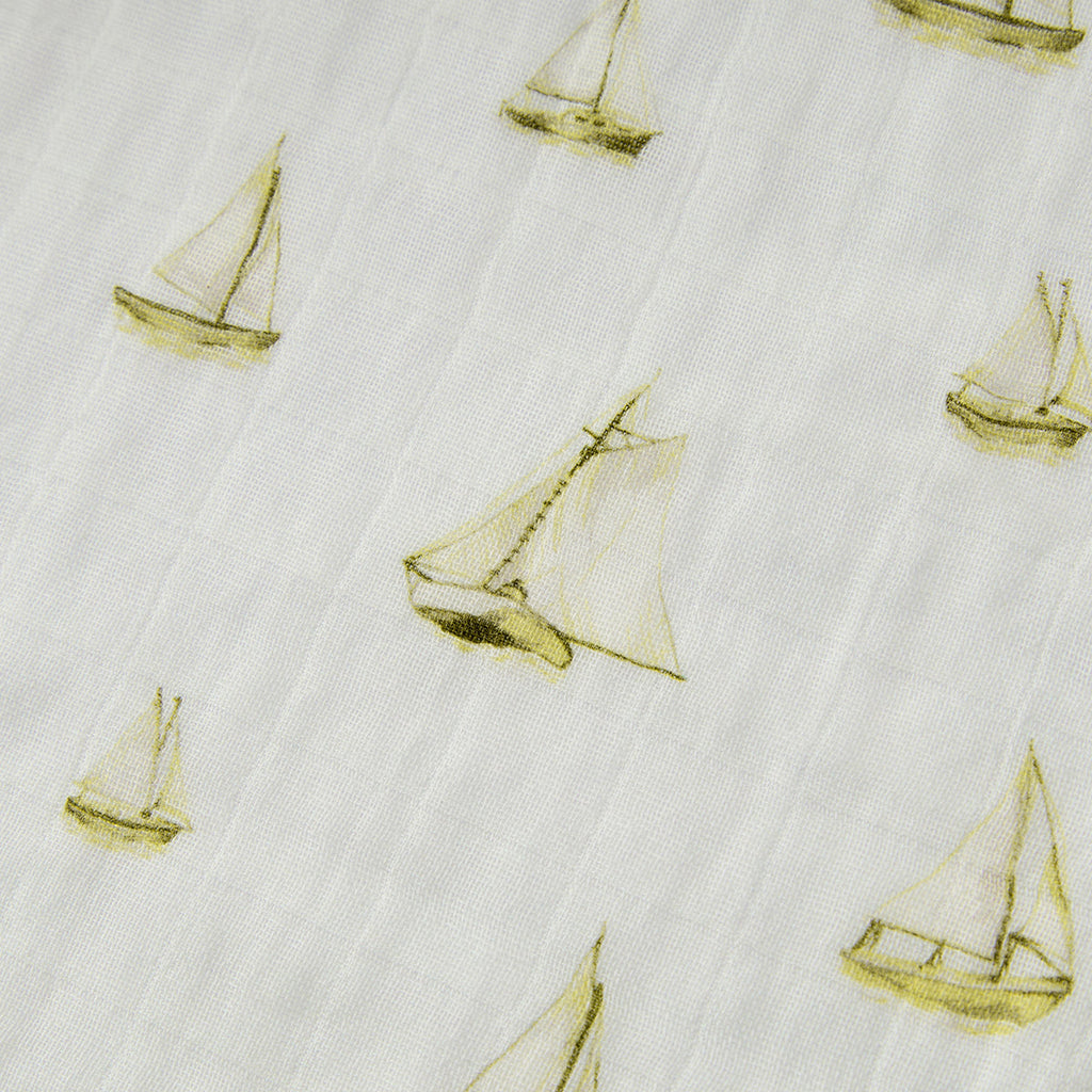Sailboat Melody Organic Cotton Two-Piece Burp Cloth Set