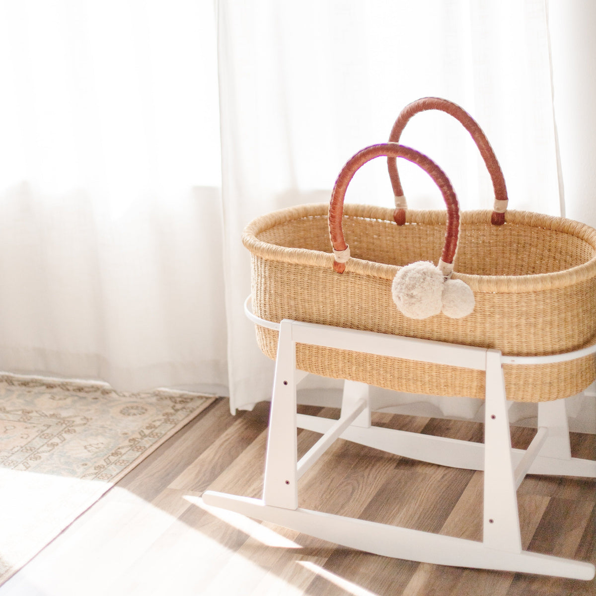 Original Rocking<br>Moses Bassinet Stand<br>with brake<br>White